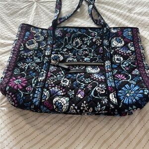 Vera Bradley Small Vera Tote Bramble